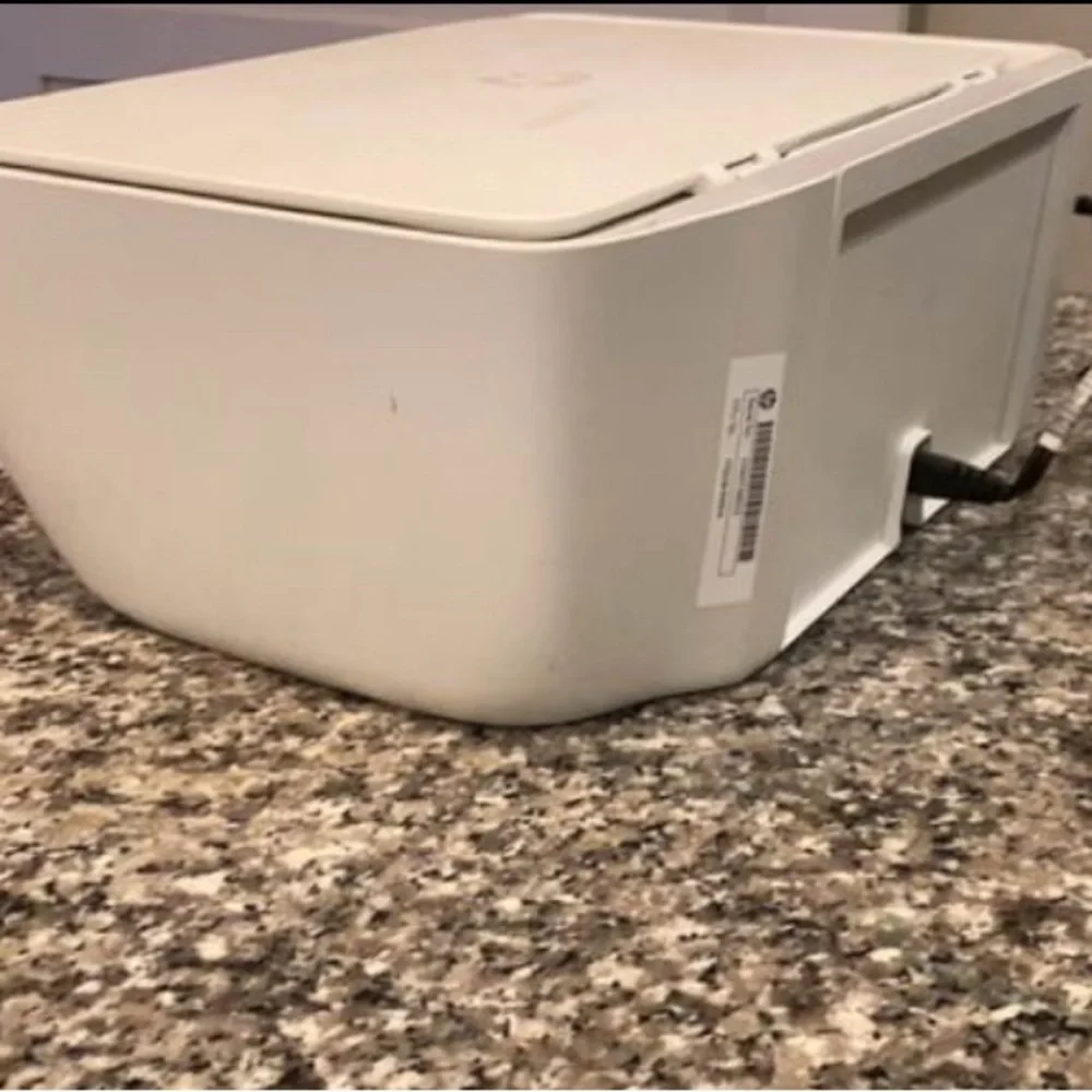 HP DeskJet 2132 Printer, Scanner and Copier